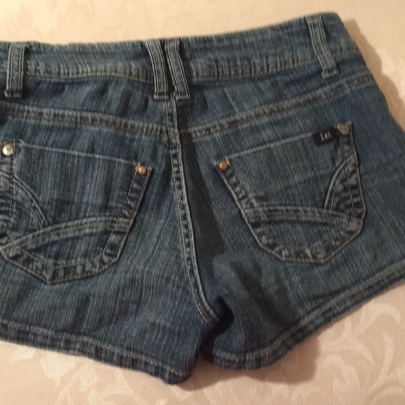 Shorts - Picture 2 of 2